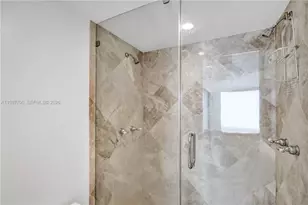 1351 NE Miami Gardens Dr, Miami, FL 33179 - Photo 24