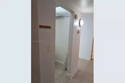 19380 Collins Ave #806, Sunny Isles Beach, FL 33160 - Photo 6