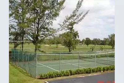 6995 NW 186th St #E506, Hialeah, FL 33015 - Photo 14