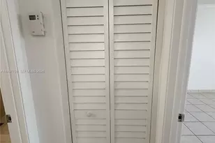 6995 NW 186th St, Hialeah, FL 33015 - Photo 8