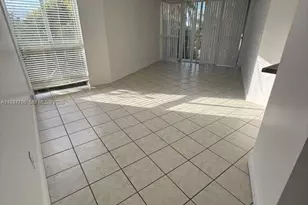 6995 NW 186th St, Hialeah, FL 33015 - Photo 2