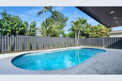 8651 NW 24th St, Sunrise, FL 33322 - Photo 6