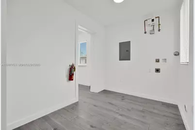 600 NW 25th Ct #1, Miami, FL 33125 - Photo 10