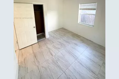 1055 NE 34th Ct #1057, Oakland Park, FL 33334 - Photo 2
