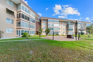 2951 NW 46th Ave, Lauderdale Lakes, FL 33313 - Photo 20