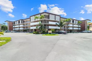 2951 NW 46th Ave, Lauderdale Lakes, FL 33313 - Photo 16