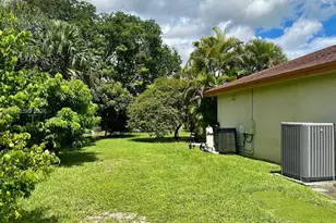 1771 NW 17th St, Homestead, FL 33030 - Photo 18