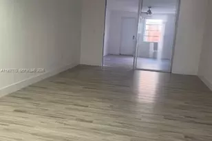 4357 W 11th Ln, Hialeah, FL 33012 - Photo 6