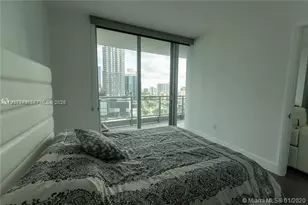 92 SW 3rd St, Miami, FL 33130 - Photo 8