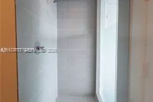 92 SW 3rd St, Miami, FL 33130 - Photo 16