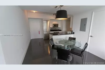 92 SW 3rd St #1802, Miami, FL 33130 - Photo 4