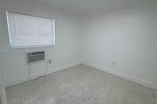 1026 NW 2nd St, Miami, FL 33128 - Photo 4