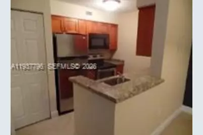 2831 N Oakland Forest Dr #103, Oakland Park, FL 33309 - Photo 4