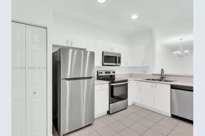 3873 Tree Top Dr #3873, Weston, FL 33332 - Photo 6