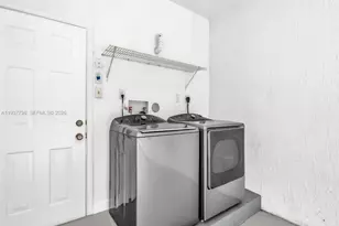 3873 Tree Top Dr, Weston, FL 33332 - Photo 36