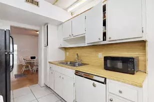 3850 Washington St, Hollywood, FL 33021 - Photo 10