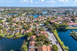 10831 NW 3rd Ct, Pembroke Pines, FL 33026 - Photo 36