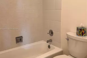 100 Lincoln Rd, Miami Beach, FL 33139 - Photo 6