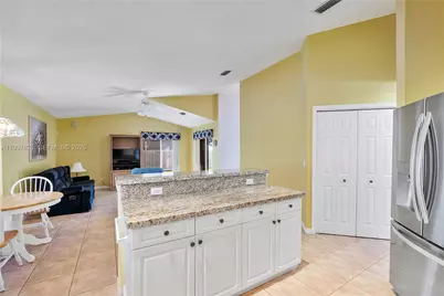 836 NW 131st Ave, Sunrise, FL 33325 - Photo 14
