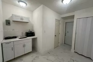 655 NW 2nd St, Florida City, FL 33034 - Photo 6