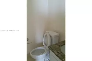 2457 Collins Ave, Miami Beach, FL 33140 - Photo 10