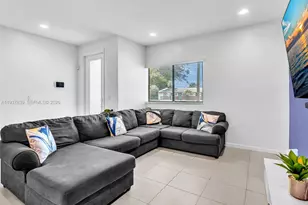 2182 NW 6th St, Fort Lauderdale, FL 33311 - Photo 6