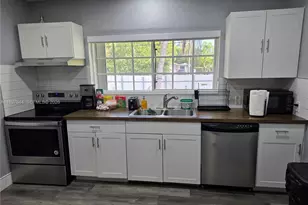 13895 NE 11th Ave, North Miami, FL 33161 - Photo 30