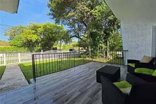 13895 NE 11th Ave, North Miami, FL 33161 - Photo 6