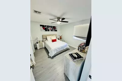 18334 NW 68th Ave #L, Hialeah, FL 33015 - Photo 10