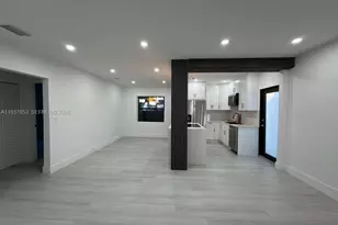 854 NW 76th St, Miami, FL 33150 - Photo 4