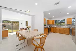 638 NE 141st St, North Miami, FL 33161 - Photo 6