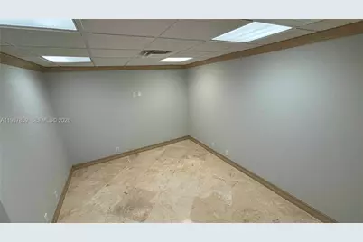 2740 E Oakland Park Blvd #205, Fort Lauderdale, FL 33306 - Photo 14