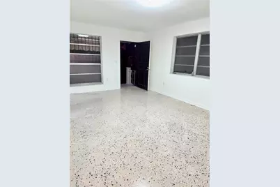 1141 NW 32nd Ave #1141, Miami, FL 33125 - Photo 10
