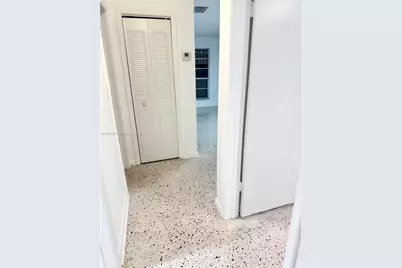 1141 NW 32nd Ave #1141, Miami, FL 33125 - Photo 14