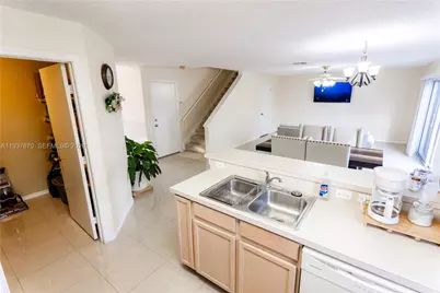 615 NW Stanford Ln, Port Saint Lucie, FL 34983 - Photo 18