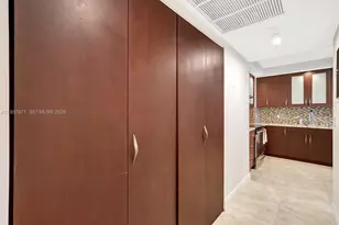 9801 Collins Ave, Bal Harbour, FL 33154 - Photo 26