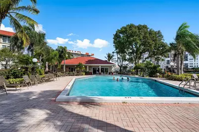 3150 NE 48th Ct #107, Lighthouse Point, FL 33064 - Photo 4