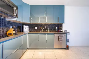 2500 Parkview Dr, Hallandale Beach, FL 33009 - Photo 10