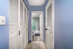 2500 Parkview Dr, Hallandale Beach, FL 33009 - Photo 24