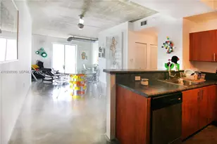 455 NE 25th St, Miami, FL 33137 - Photo 10