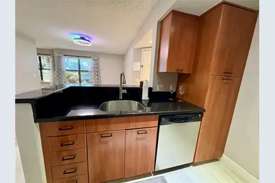 2900 S University Dr #9108, Davie, FL 33328 - Photo 6