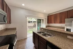 5906 Woodlands Blvd, Tamarac, FL 33319 - Photo 12