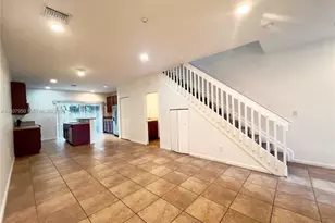 5906 Woodlands Blvd, Tamarac, FL 33319 - Photo 2