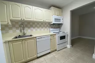 10431 N Kendall Dr, Miami, FL 33176 - Photo 6