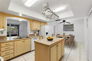 9200 SW 55th St, Cooper City, FL 33328 - Photo 4