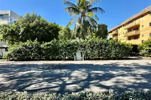 12418 NE 4th Ave, North Miami, FL 33161 - Photo 16