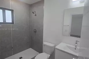 568 NW 7th St, Florida City, FL 33034 - Photo 14