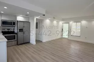 1328 NW 4th St, Miami, FL 33125 - Photo 2