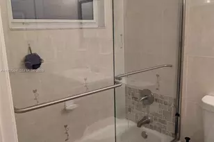 [Address not provided], Hallandale Beach, FL 33009 - Photo 8