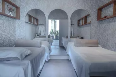 239 SW 9th St #2003, Miami, FL 33130 - Photo 6